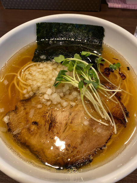 「淡麗煮干し醤油そば」@自家製麺 まかないへきるの写真
