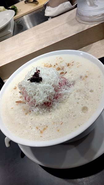 「トリュフとチーズの泡ramen　1380円」@鶏白湯泡ramenたまきの写真