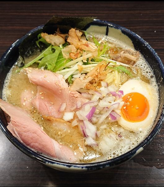 「濃厚鶏煮干しラーメン」@横道の写真