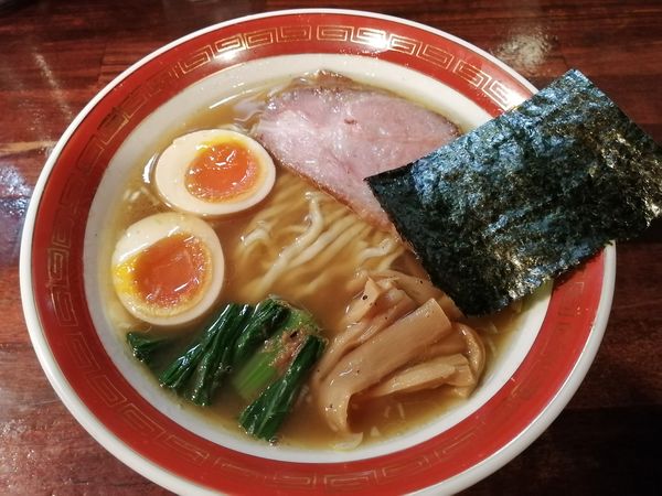 「しょうゆ　小　平打ち　600円」@麺処 懐やの写真