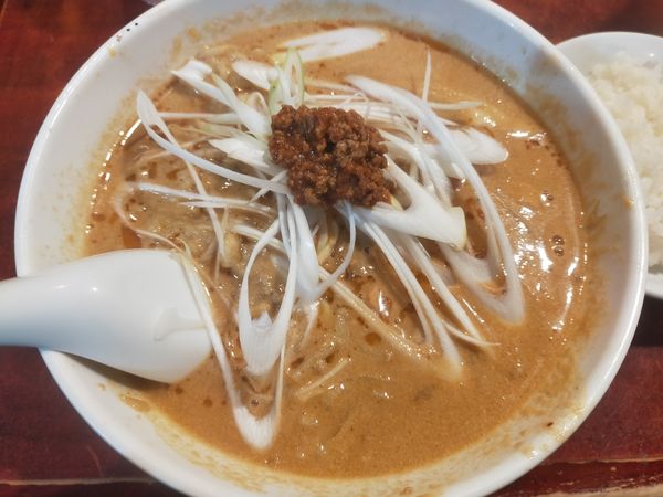 「担々麺」@ビックラーメン 虎ノ門店の写真