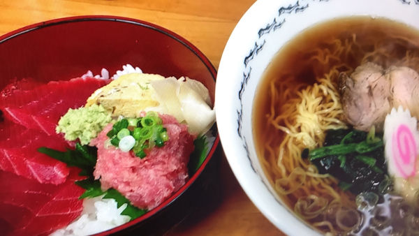 「八戸ラーメンとミニ丼セット」@かどのめし屋 足立市場店の写真