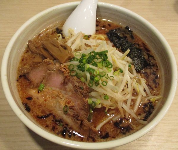 「味噌らーめん（並）700円」@らーめん はな火屋の写真