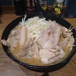 ラーメン（麺、ヤサイ少なめ）