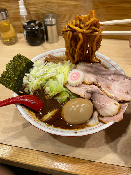 「六等星こってり ＤＸ 1050円」@麺や 六等星の写真