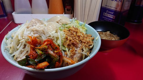 「ネギ汁なし ニラだれ あまーいあぶら アブラ」@ラーメン二郎 中山駅前店の写真