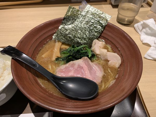 「らー麺」@人形町 麺や わたる 大手町店の写真