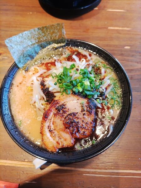 「焦がしニンニク メンマ抜き」@どでかっちゃん 木更津店の写真