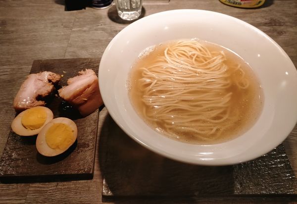 「アゴだし塩820円＋角煮 煮卵300円」@中華そば 鍾馗 長野店の写真