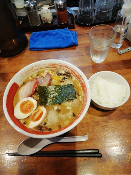 「味噌ワンタンメン＋サービス半ライス」@麺屋 悠の写真