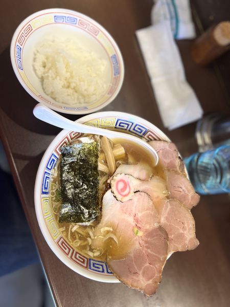 「チャーシュー麺800円(税込)＋半めし100円」@中華ソバ 鳴門の写真