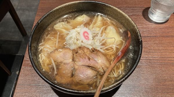 「わんたんめん」@支那そば やぐら亭の写真