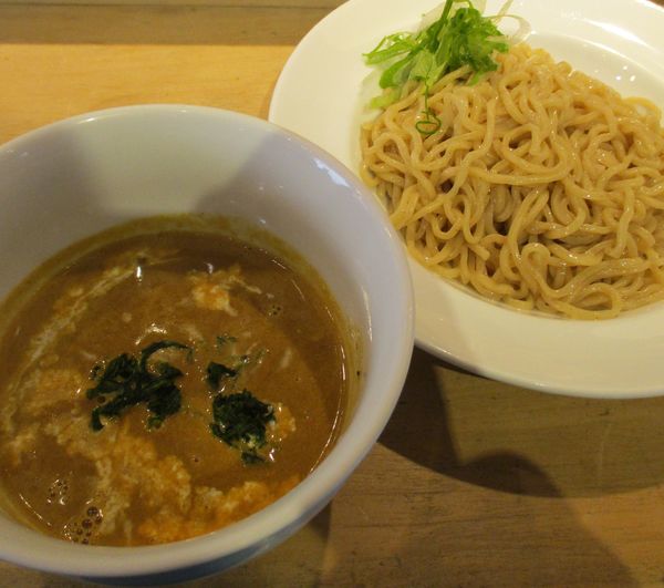 「いたどりカレーつけ麺　850円」@虎杖うどん 朝昼晩カレーの写真