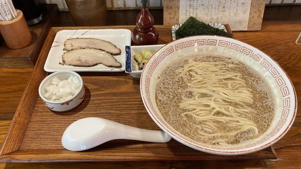 「鮭」@炭火焼濃厚中華そば 倫道の写真