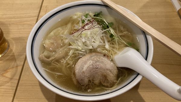 「海老ワンタンメン」@利尻昆布ラーメン くろおびの写真