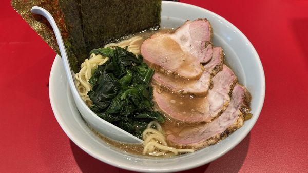 「朝ラーメン＋チャーシュー」@ラーメン 菊池家の写真