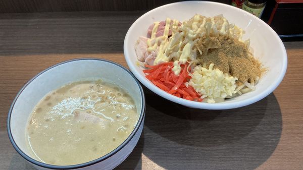 「期間限定 煮干屋さんのG系つけ」@Noodle&Spice curry 今日の1番の写真