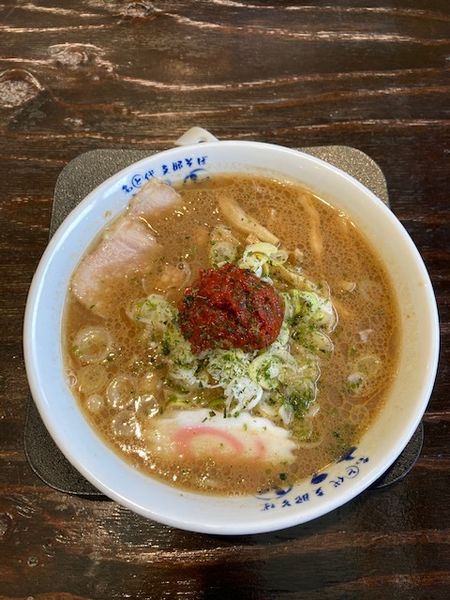 「辛味噌らーめん」@煮干しそばまると 中野分店の写真