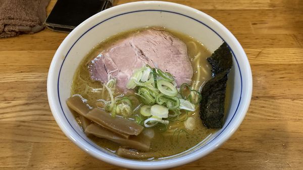 「らー麺」@麺屋はし本の写真