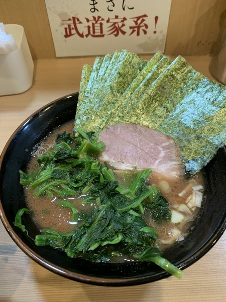「ラーメン」@横浜家系らーめん 武道家 賢斗の写真