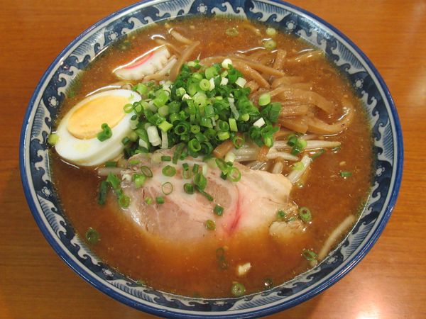 「味噌ラーメン（800円）」@まるひこラーメンの写真