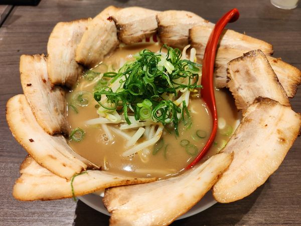 「とんこつラーメン【チャーシュー大盛】」@希望軒 あまがさきキューズモール店の写真