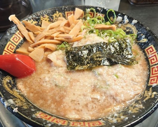 「とんこつラーメン」@無鉄砲 東京中野店の写真