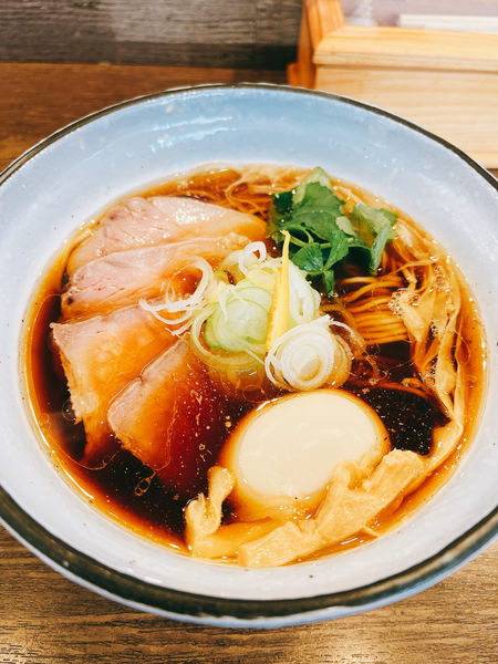 「特製煮干しらーめん　醤油」@らーめん楓の写真