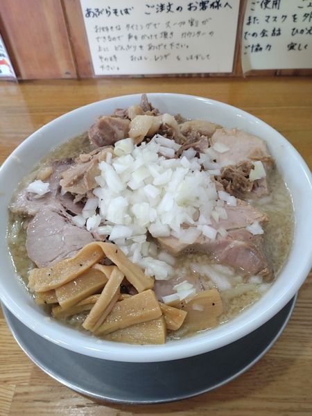 「肉中華そば大盛」@中華そば136の写真