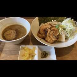 柚子香る魚介豚骨つけ麺