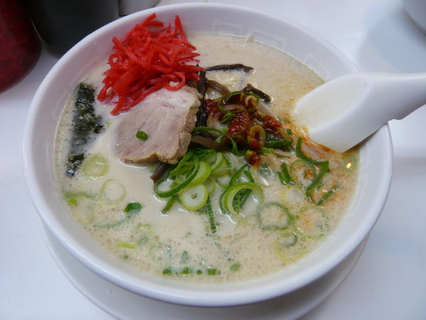 「辛とんこつ」@博多天神 新橋2号店の写真