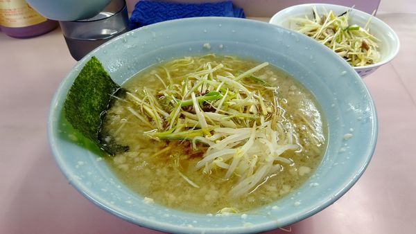 「ネギラーメン&ネギ丼１０５０円」@ラーメンショップ 緑ヶ丘店の写真