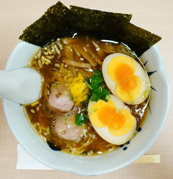 「特製らーめん(醤油)」@与ろゐ屋の写真