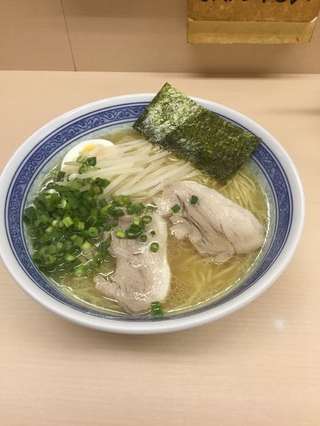 「塩とんこつラーメン」@八作の写真