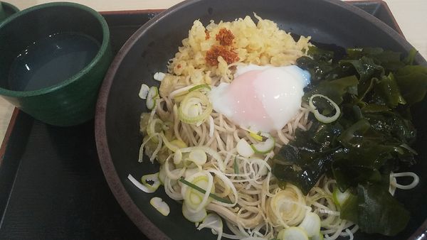 「朝そば玉子・温玉・わかめ変更(¥370)」@ゆで太郎 錦町店の写真