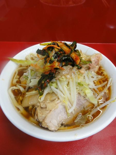 「小750円NAニラキムチ100円」@ラーメン二郎 越谷店の写真