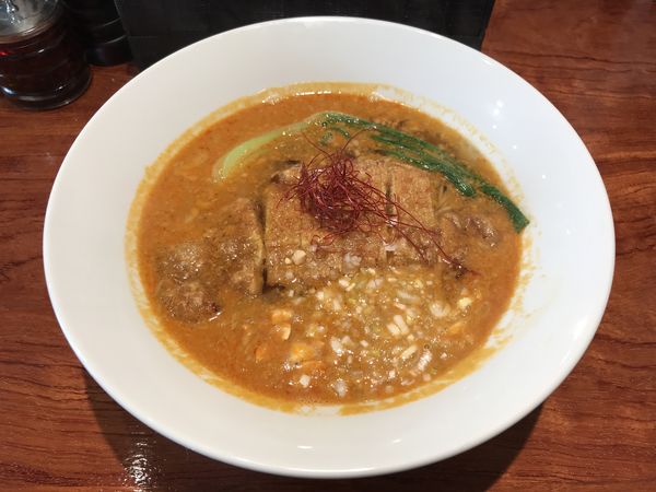 「やみつき担担麺 ¥1000 & 拝骨 ¥200」@人形町 天秤棒の写真