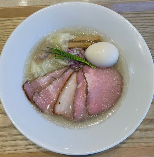 「特製中華蕎麦(塩)」@宍道湖しじみ中華蕎麦 琥珀 東京本店の写真