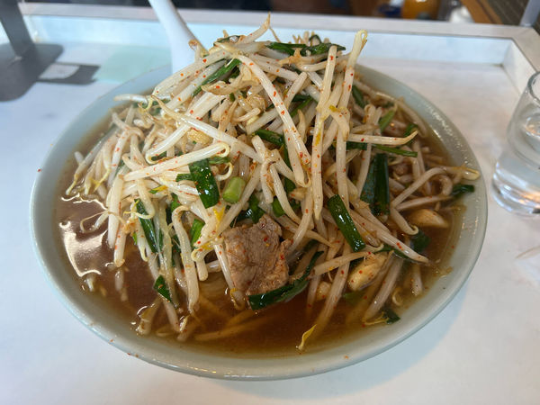 「大盛りベトコンラーメン　1500円　（麺、野菜2倍）」@ひらたのベトコンラーメンの写真