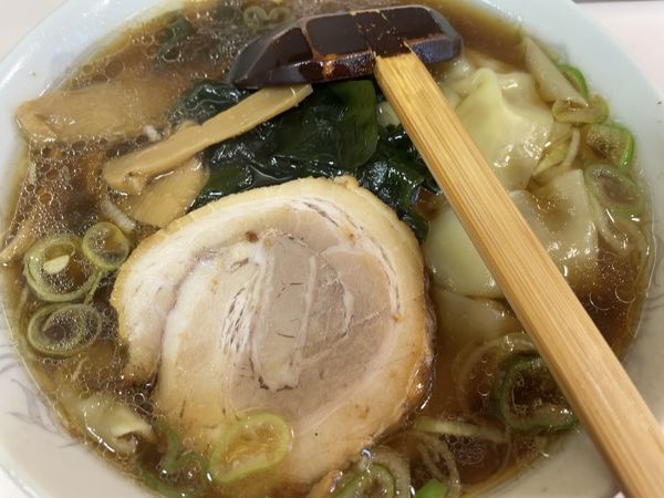 「ワンタン麺700円」@中華料理 やまだの写真