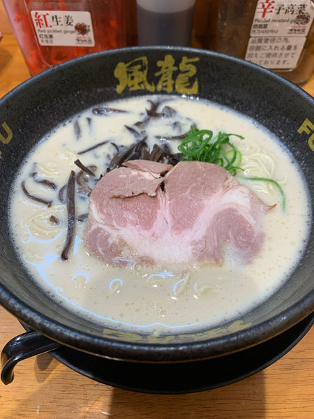 「とんこつラーメン」@博多風龍 高田馬場店の写真