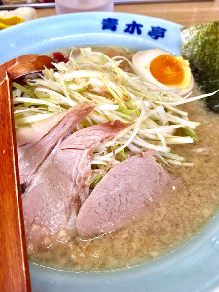 「ネギラーメン　ライス」@ラーメン青木亭 草加店の写真