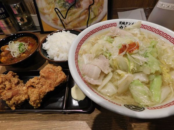 「茨城タンメン＋タンカラセット＋カミナリ麻婆＝￥１００１」@茨城タンメン カミナリ 我孫子店の写真