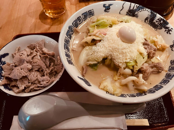 「チーズちゃんぽん + 肉」@立川ちゃんぽん エビサワの写真