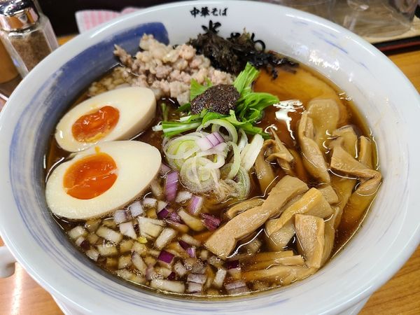 「焼きあご出汁ラーメン醤油」@中華そば 半ざわの写真