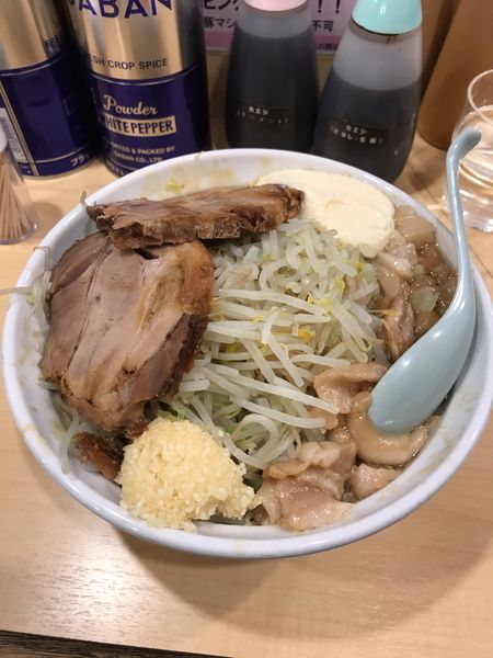 「汁なし中」@ラーメンぶたまるの写真