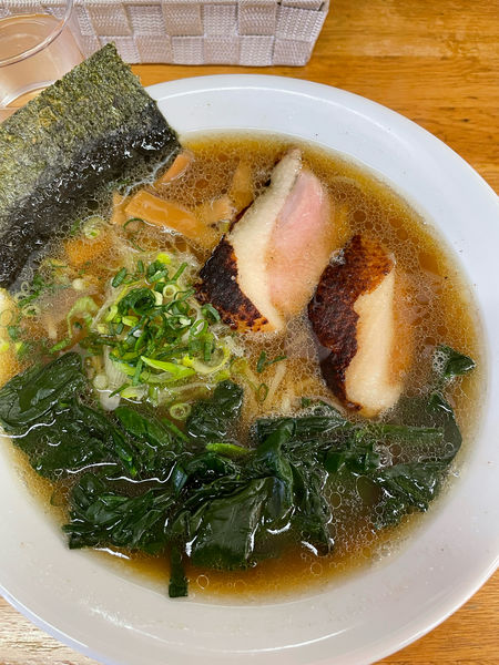 「鴨醤油ラーメン」@鴨らぁめん めんに金棒の写真