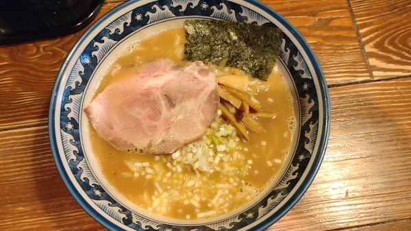 「らーめん(太麺)」@らーめん木尾田の写真