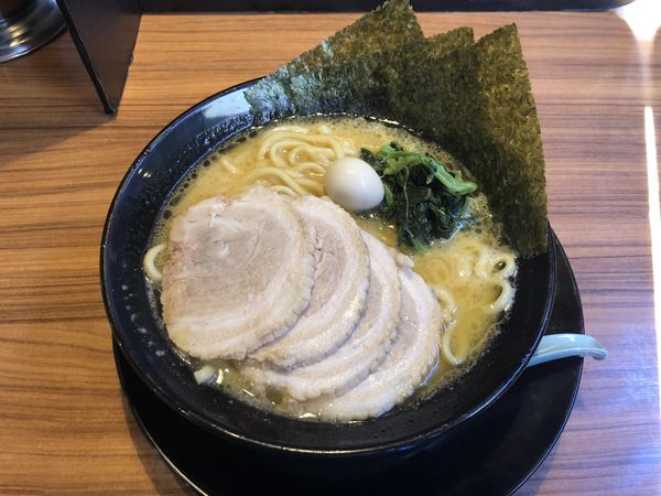 「醤油チャーシュー」@横浜家系ラーメン 麺匠家 有玉店の写真