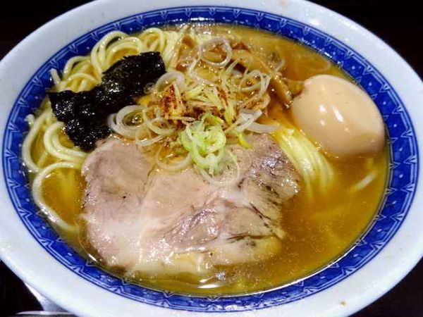 「塩ラーメン (950円・並250g)＋味玉 (100円)」@中華そば べんてんの写真